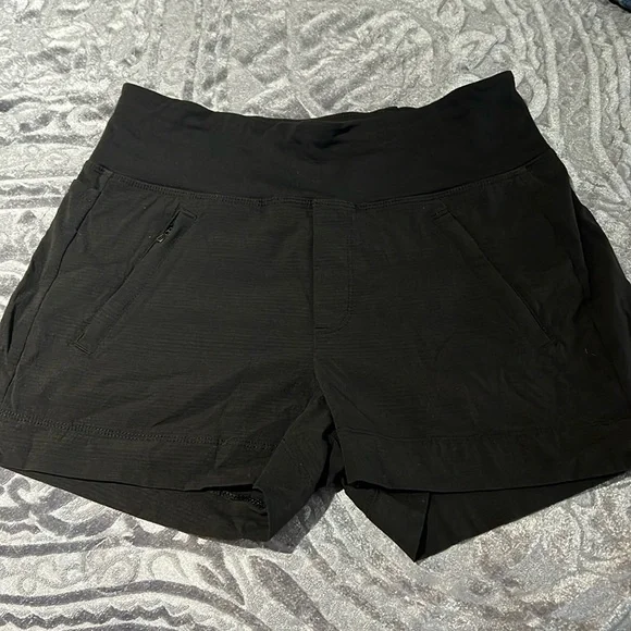 Athleta Trekkie North Shorts - Picture 1 of 3